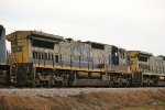 CSX C40-8 7643 runs second